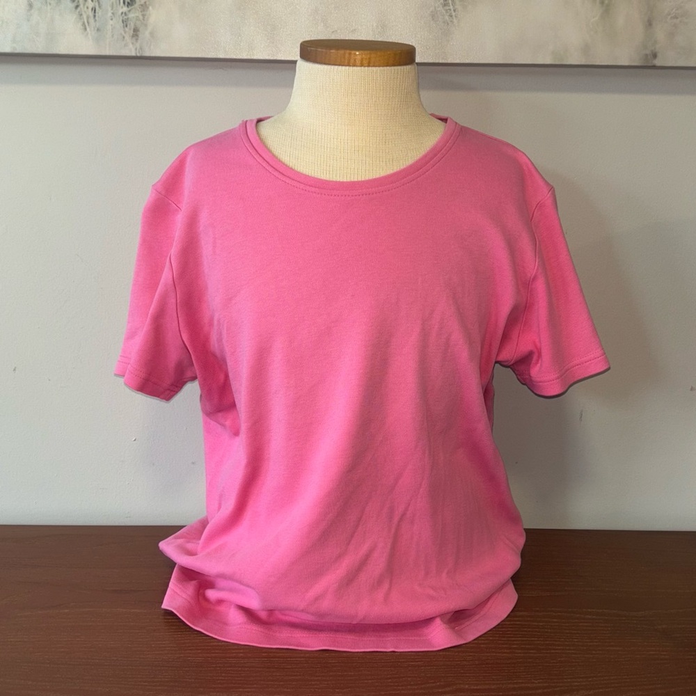 😜2/$11😜 Women’s Pink T-Shirt